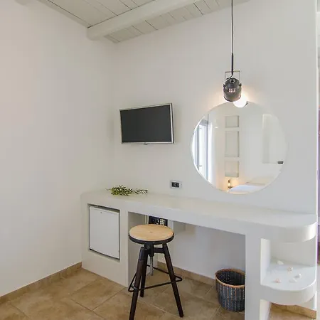 Katerina Hotel Mylopotas